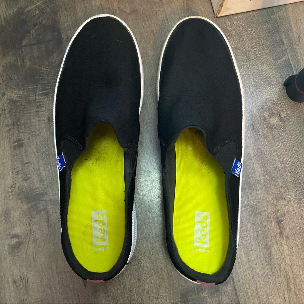 Keds Women’s Black Slip-On mules - Picture 3 of 7